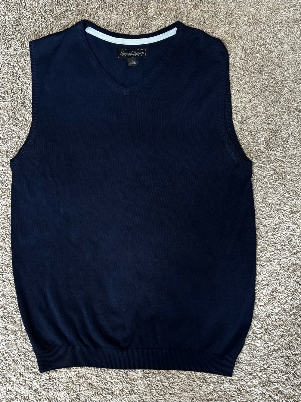 Navy V-Neck Sweater Vest 70% silk+cotton mens small EUC preppy casual sporty